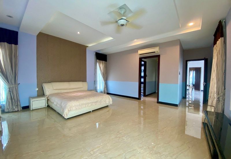 3.5 Storey Bungalow, The Mines Resort City