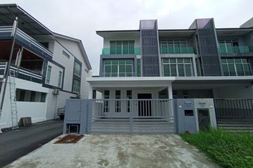 Bangi Avenue 3, Seksyen 7