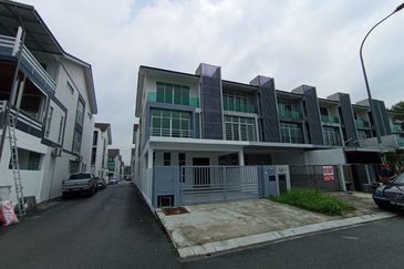 Bangi Avenue 3, Seksyen 7