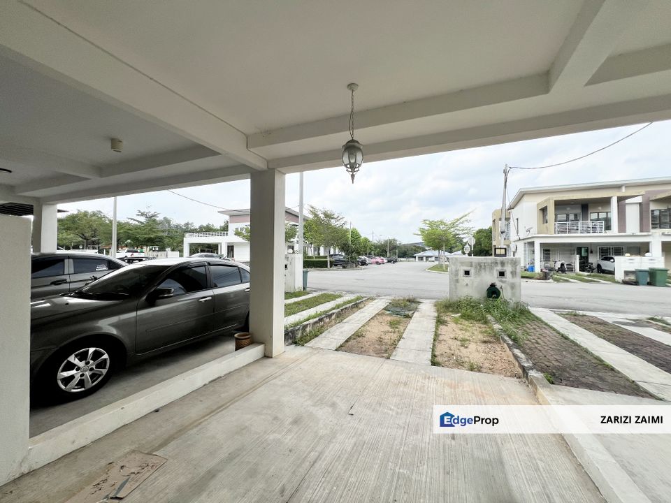 100 METER SURAU! Townhouse Villa Kesuma, Selangor, Semenyih