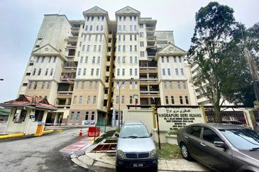 Pangsapuri Seri Nuang