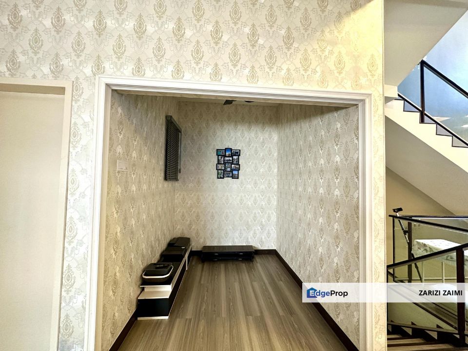 End Lot! 3-Storey Halamanda Gombak, Selangor, Gombak