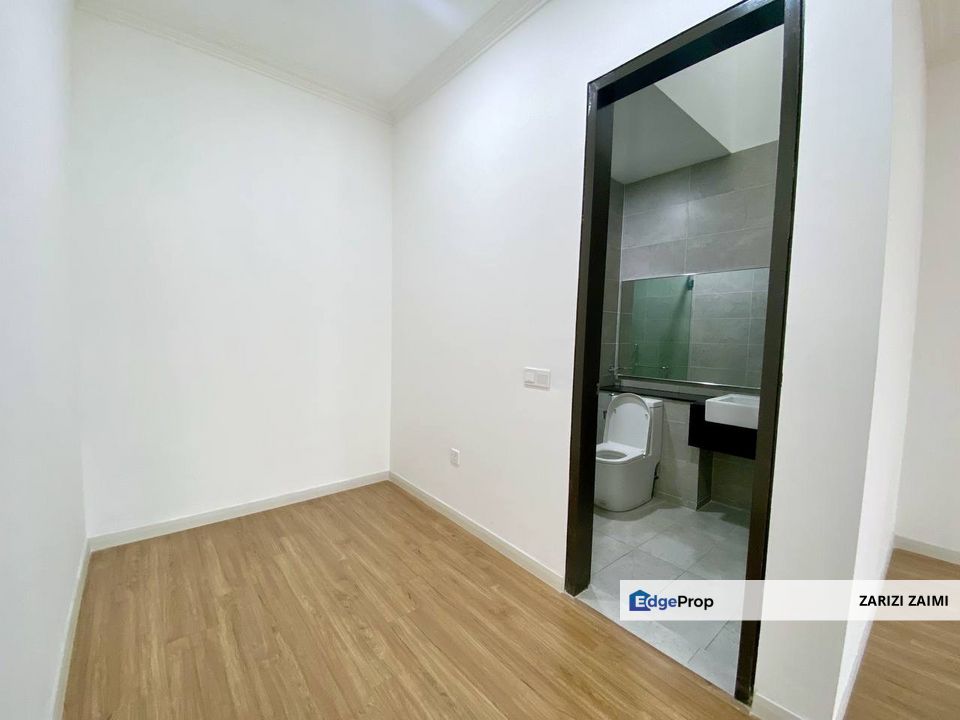 RENOVATED! 2-Storey Lagenda Garden Bukit Jelutong, Selangor, Shah Alam