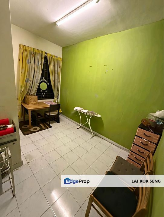 2 Storey House @ Jalan Utama, Taman Mutiara Rini, Skudai, Johor., Johor, Skudai