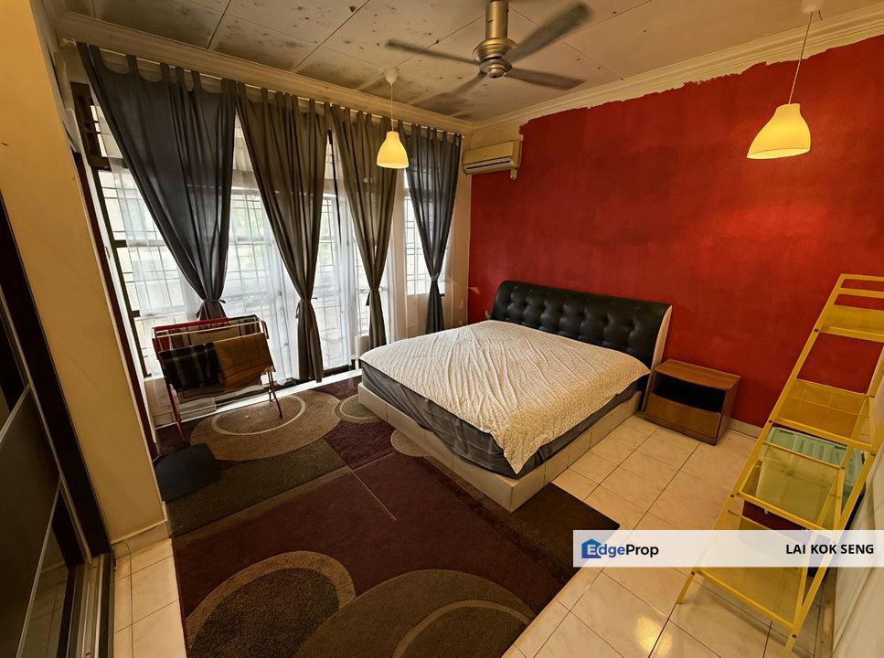 2 Storey House @ Jalan Utama, Taman Mutiara Rini, Skudai, Johor., Johor, Skudai