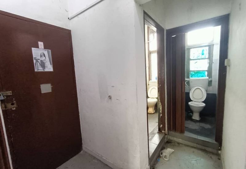 2 Storey Corner House @ Jalan Lumba Kuda, Johor Bahru, Johor