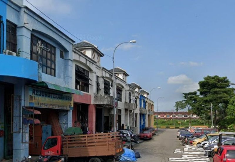 1.5 Storey Factory @ Taman Scientix, Pasir Gudang, Johor.