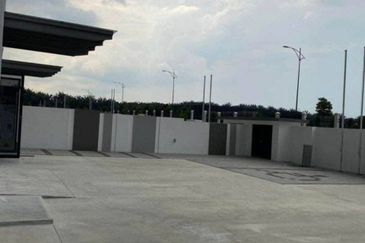 1.5 Storey Cluster Factory @ Taman Senai Airport City, Senai, Johor.