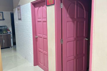 1 Storey House @ Jalan Nuri, Bandar Putra, Kulai, Johor.