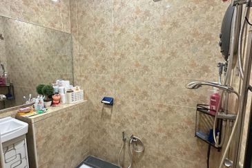 1 Storey House @ Jalan Nuri, Bandar Putra, Kulai, Johor.