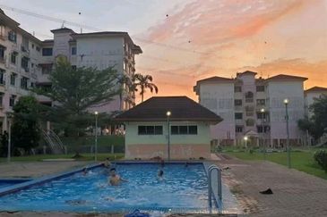 Ria 2 Apartment, Taman Megah Ria