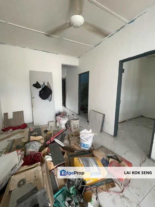 1 Storey Low Cost House (Under Renovation)@ Taman Teratai, Skudai, Johor, Johor, Skudai