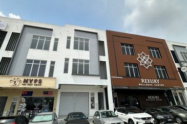 3 Storey Shop/Office @ Austin Crest, Taman JP Perdana, J.B