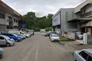 Terrace Factory @ Jalan Bayu, Kawasan Perindustrian Tampoi Jaya, Johor.