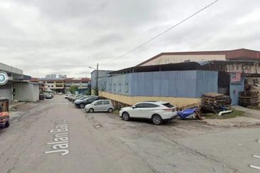 Terrace Factory @ Jalan Bayu, Kawasan Perindustrian Tampoi Jaya, Johor.