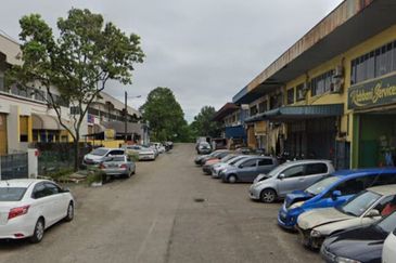 Terrace Factory @ Jalan Bayu, Kawasan Perindustrian Tampoi Jaya, Johor.