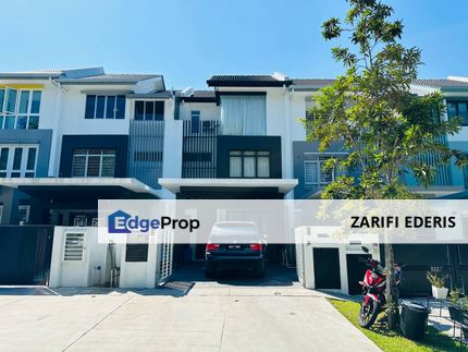 ⚡⚡ Fully RENOVATED Facing Open Subang Impian Shah Alam U10 Opposite Cahaya SPK 🏡🏡 3 Storey House FOR SALE 💲💲, Selangor, Subang