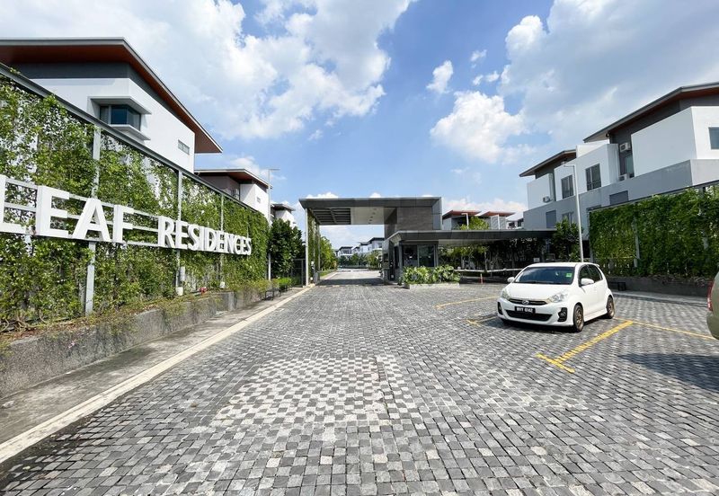 Broadleaf Residences, Hometree