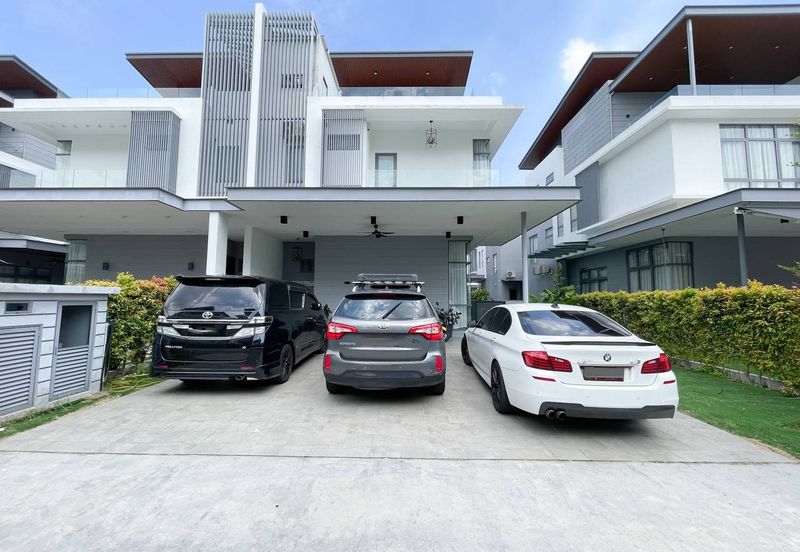 Broadleaf Residences, Hometree