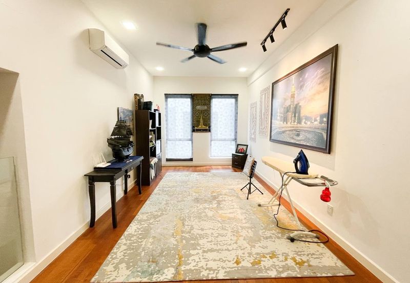 Broadleaf Residences, Hometree