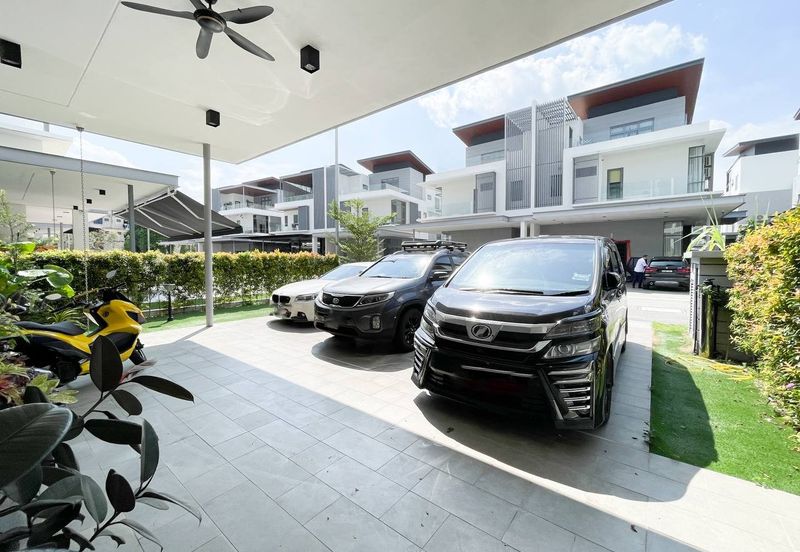 Broadleaf Residences, Hometree