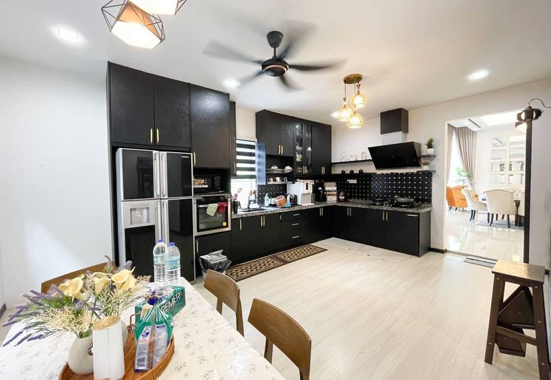 Broadleaf Residences, Hometree