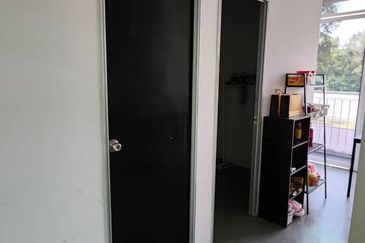 Ostia Bangi Business Avenue