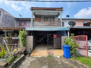Walking Distance to Surau Low Cost 2 Storey Terrace House Bukit RImau 2 ...