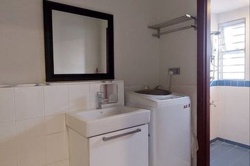 Seri Maya Condominium