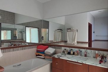 Seri Maya Condominium