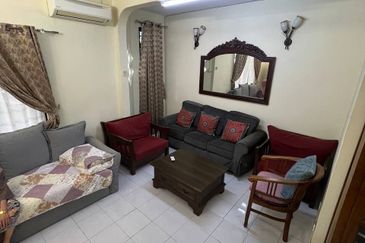 Jalan Suasana, Bandar Tun Hussein Onn