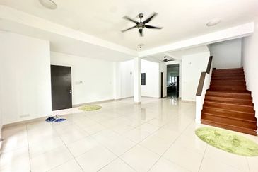 Pentas 2 @ Alam Impian