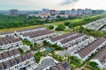 Monet Springtime @ Sunsuria City