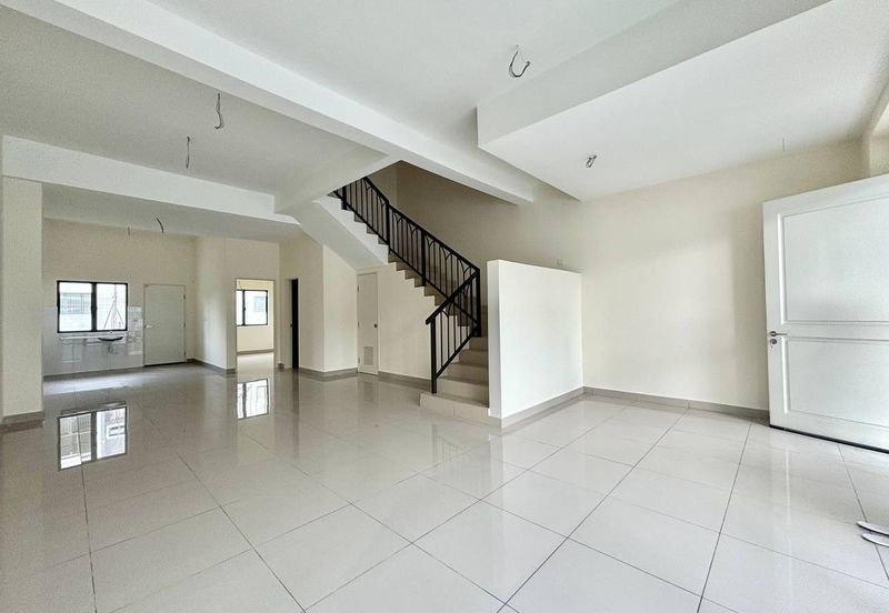 Monet Springtime @ Sunsuria City