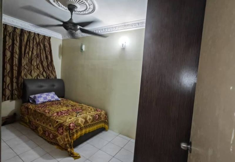 Seroja Apartment (Putra Perdana)