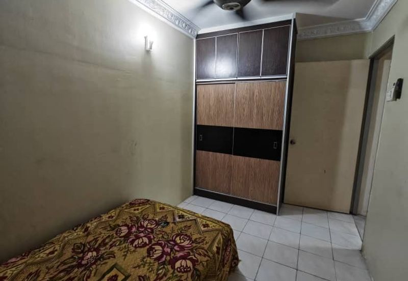 Seroja Apartment (Putra Perdana)