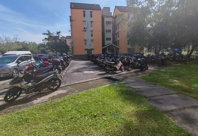 Seroja Apartment (Putra Perdana)