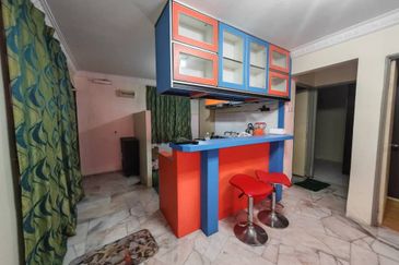 Seroja Apartment (Putra Perdana)