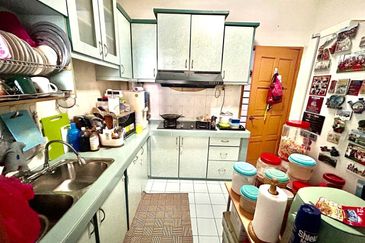 Pangsapuri Mawar Sari