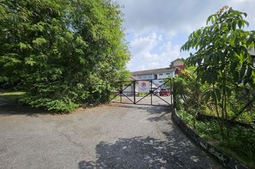 Taman Saujana Puchong