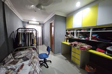 Taman Saujana Puchong