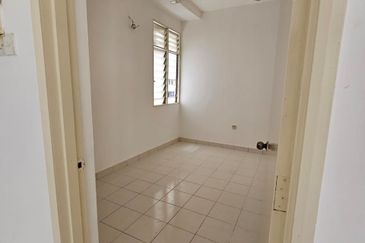 Pangsapuri Lagoon Perdana