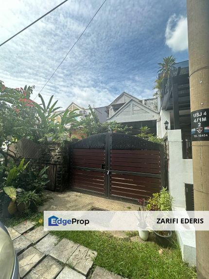 Facing Open and Extended Classic Design 2 Storey Terrace House at USJ 4 Subang Jaya For Sale, Selangor, USJ