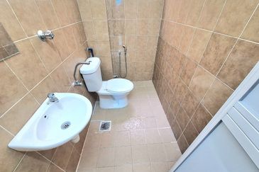 Bandar Baru Salak Tinggi