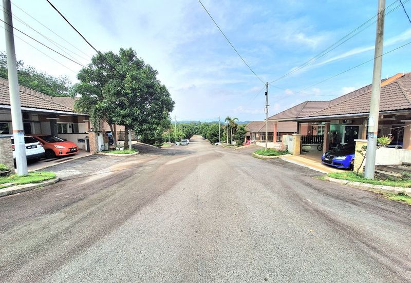 Bandar Baru Salak Tinggi