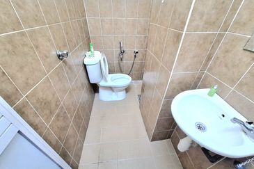 Bandar Baru Salak Tinggi