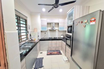 Bandar Baru Salak Tinggi