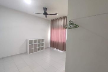 Seksyen 32, Shah Alam