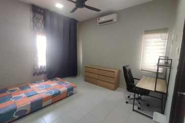 Seksyen 32, Shah Alam