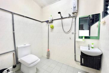 Jalan Bukit Cantik 2